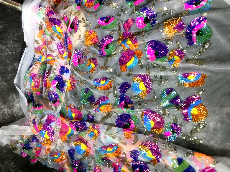 Vestido de malla brillante con - Crystal Mesh Fabric reseña y precio